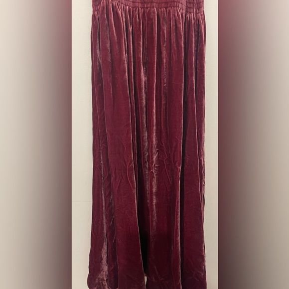 NWT Hill House Women's The Akilah Nap Midi Ruffle Dress Burgundy Velvet - Picture 11 of 14